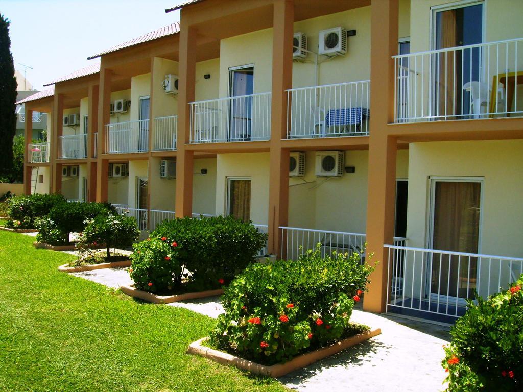 Aggelos Family Hotel Moraitika Exterior foto