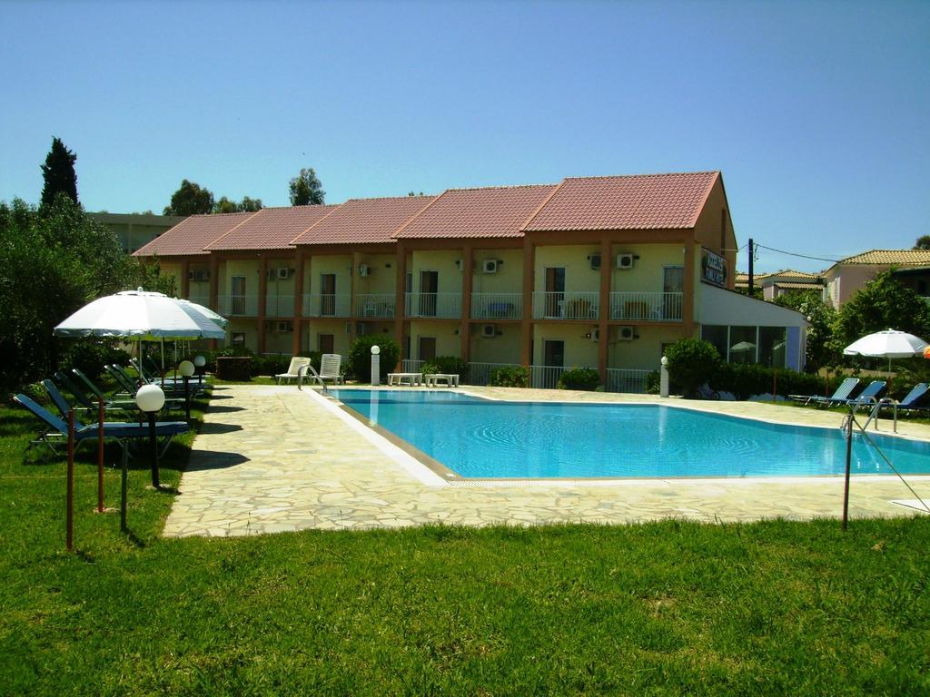 Aggelos Family Hotel Moraitika Exterior foto