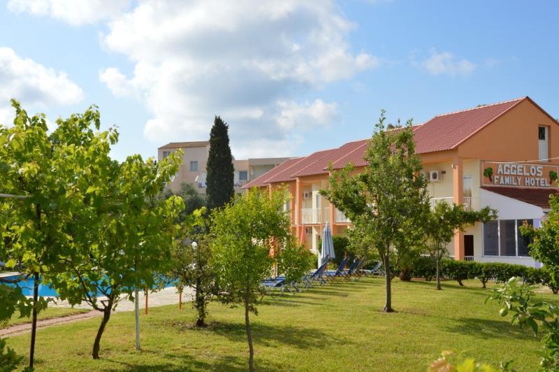 Aggelos Family Hotel Moraitika Exterior foto